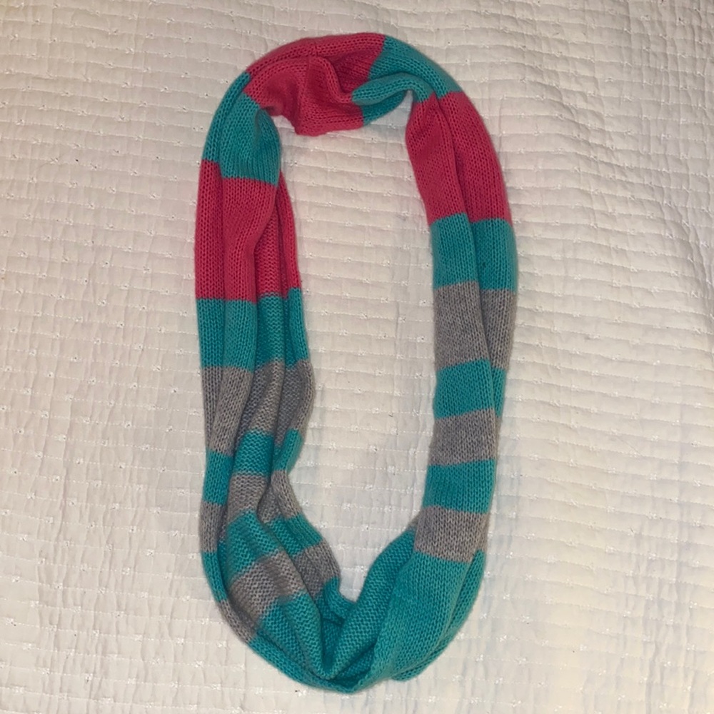 Nordstrom 100% cashmere infinity scarf